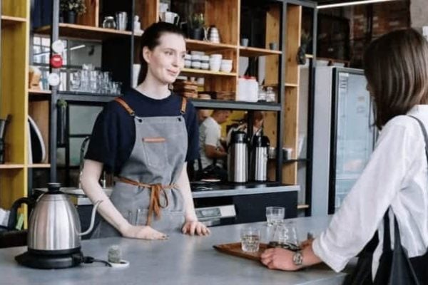empleados piden reseñas